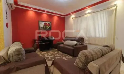 Casa térrea à venda com 3 quartos, sendo 1 suíte, no bairro Parque Cândido Portinari, em Ribeirão Preto.