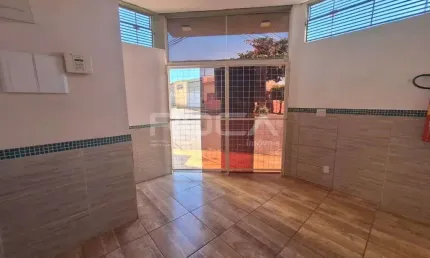 Salão comercial para locação no bairro Vila Tibério, em Ribeirão Preto.