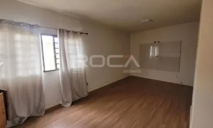 Apartamento à venda com 3 quartos, sendo 1 suíte, no bairro Jardim Presidente Médici, em Ribeirão Preto.
