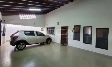 Casa à venda com 3 quartos, sendo 2 suítes, no bairro Jardim Independência, em Ribeirão Preto.