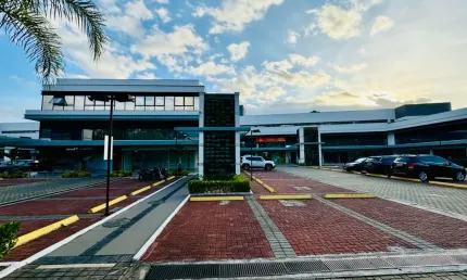OPORTUNIDADE IMPERDÍVEL: LOJA COMERCIAL NO EXCLUSIVO LAGUNA MALL  BARRA DA TIJUCA