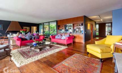 Casa com 4 quartos à venda na Rua José de Freitas Guimarães, 273, Pacaembu, São Paulo por R$ 15.900.000