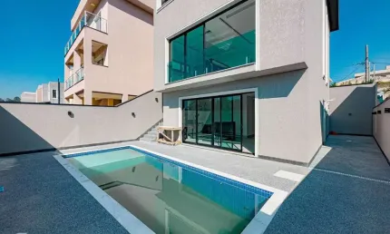 Casa em condomínio fechado com 3 quartos à venda na Rua Saíra, 145, Suru, Santana de Parnaíba por R$ 2.020.000