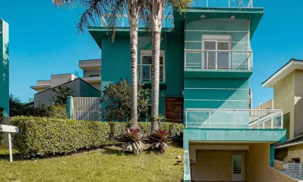 Casa em condomínio fechado com 3 quartos à venda na Rua Sabiá, 1328, Suru, Santana de Parnaíba por R$ 1.590.000
