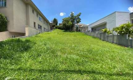 Terreno em condomínio fechado à venda na Sucupira, 149, Tamboré, Santana de Parnaíba por R$ 3.250.000