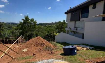 Terreno em condomínio fechado à venda na Alameda Centaurus, 256, Alphaville, Santana de Parnaíba por R$ 1.800.000