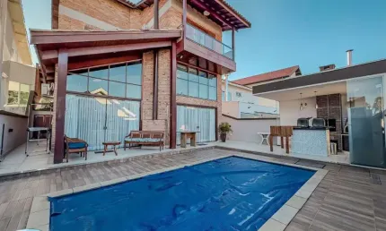 Casa em condomínio fechado com 4 quartos à venda na Alameda Garoupa, 218, Alphaville, Santana de Parnaíba por R$ 3.195.000