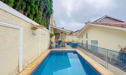 Casa em condomínio fechado com 3 quartos à venda na Jamaris, 31, Alphaville, Santana de Parnaíba por R$ 2.021.000