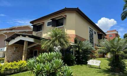 Casa em condomínio fechado com 4 quartos à venda na Alameda Taquaritinga, 287, Alphaville, Santana de Parnaíba por R$ 2.100.000