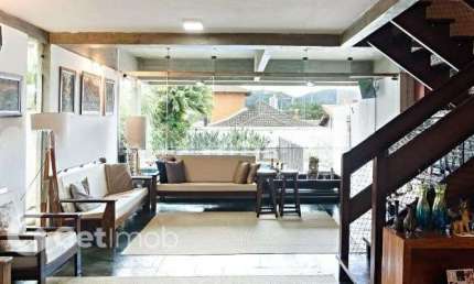 Casa em condomínio fechado com 3 quartos à venda na Catanduva, 80, Alphaville, Santana de Parnaíba por R$ 2.250.000