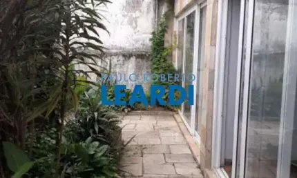 Casa à venda na rua guaraiúva, 904, brooklin, são paulo por r$ 2.100.000