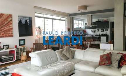 Apartamento à venda na Rua Sabará, 52, Higienópolis, São Paulo por R$ 2.450.000