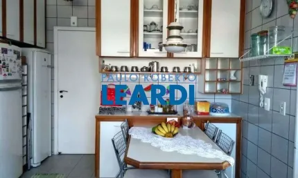Apartamento à venda na rua croata, 66, lapa, são paulo por r$ 1.400.000