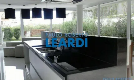 Apartamento à venda na rua manuel de paiva, 76, aclimação, são paulo por r$ 697.330