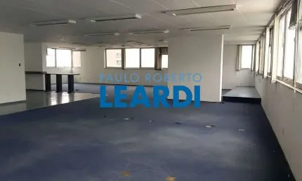 Sala comercial para alugar na Avenida Angélica, 2318, Higienópolis, São Paulo por R$ 10.000