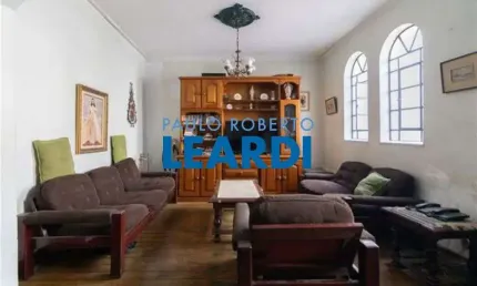 Casa à venda na rua augusto de toledo, 38, aclimação, são paulo por r$ 1.000.000