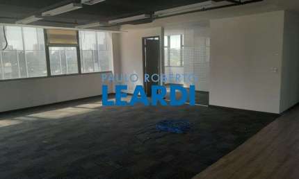 Sala comercial para alugar na Rua Capitão Antônio Rosa, 376, Pinheiros, São Paulo por R$ 18.000