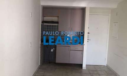 Apartamento para alugar na Rua Carlos Steinen, 253, Paraíso, São Paulo por R$ 4.500