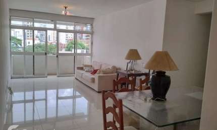 Apartamento com 3 quartos à venda na Rua Lisboa, 433, Cerqueira César, São Paulo por R$ 1.200.000