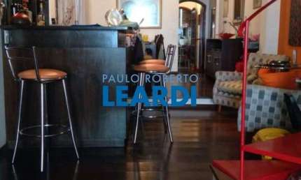 Casa à venda na Rua Mário Whateley, 320, Alto da Lapa, São Paulo por R$ 1.300.000