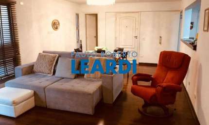 Apartamento à venda na Rua Bela Cintra, 1490, Bela Vista, São Paulo por R$ 1.900.000