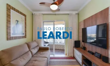 Apartamento à venda na Rua Pereira da Nóbrega, 189, Cambuci, São Paulo por R$ 849.000