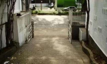 Ponto comercial para alugar na Avenida Pacaembu, 1637, Pacaembu, São Paulo por R$ 18.000