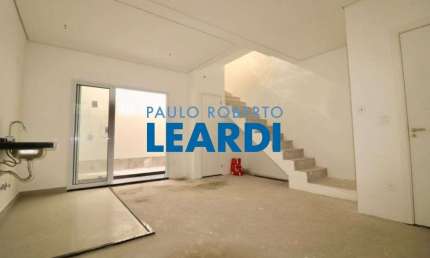 Casa em condomínio fechado à venda na Rua Paulo Orozimbo, 117, Aclimação, São Paulo por R$ 950.000