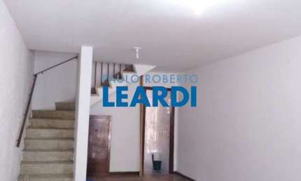 Casa à venda na Rua Belchior Carneiro, 220, Lapa de Baixo, São Paulo por R$ 580.000