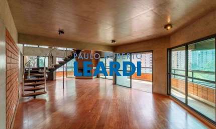 Apartamento à venda na Rua Deputado Laércio Corte, 753, Panamby, São Paulo por R$ 2.700.000