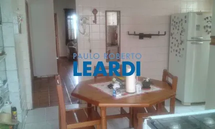 Casa à venda na Rua Antônio Cantarella, 491, Vila Santo Estéfano, São Paulo por R$ 820.000
