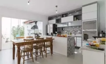Casa com 3 quartos à venda na Rua Maria Celina, 69, Vila Firmiano Pinto, São Paulo por R$ 1.380.000