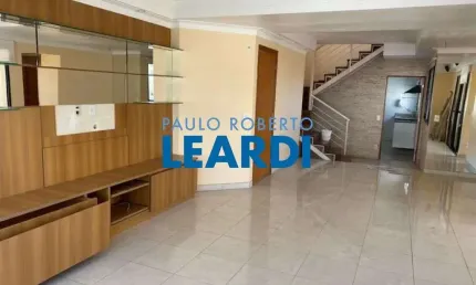 Cobertura à venda na Rua Turiassu, 152, Perdizes, São Paulo por R$ 2.560.000