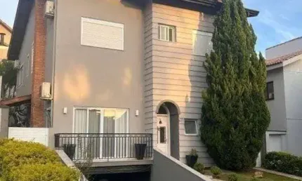 Casa em condomínio fechado com 3 quartos à venda na alameda badejo, 222, alphaville, santana de parnaíba por r$ 2.650.000