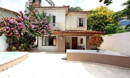 Casa com 4 quartos à venda na Rua José de Freitas Guimarães, 112, Pacaembu, São Paulo por R$ 4.100.000