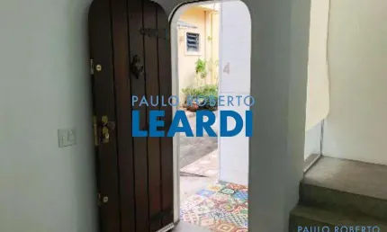 Casa em condomínio fechado à venda na Rua Cardeal Arcoverde, 3028, Pinheiros, São Paulo por R$ 850.000