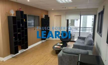 Sala comercial à venda na Avenida Brigadeiro Luís Antônio, 2503, Jardim Paulista, São Paulo por R$ 2.100.000