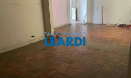 Casa à venda na Rua Mazzini, 76, Aclimação, São Paulo por R$ 570.000