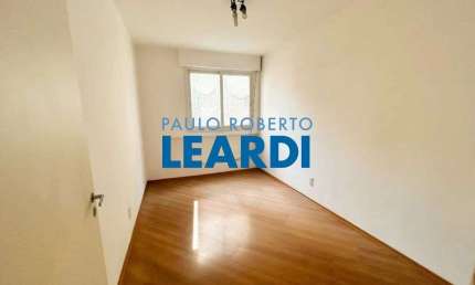 Apartamento à venda na Rua Bela Cintra, 358, Consolação, São Paulo por R$ 650.000