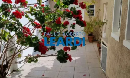 Casa à venda na Rua Antônio Etzel, 40, Vila Clementino, São Paulo por R$ 1.600.000