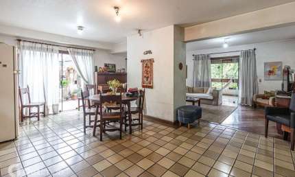 Casa com 4 quartos à venda na Rua Traipu, 913, Pacaembu, São Paulo por R$ 3.300.000