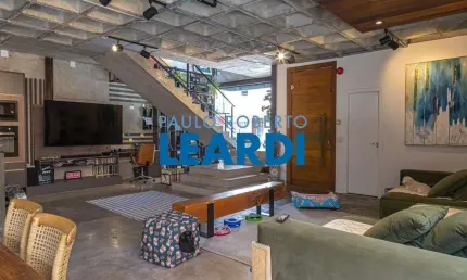 Casa em condomínio fechado à venda na Rua Caraíbas, 55, Perdizes, São Paulo por R$ 3.400.000