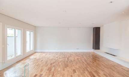 Casa com 4 quartos à venda na Sílvio Portugal, 117, Pacaembu, São Paulo por R$ 6.500.000