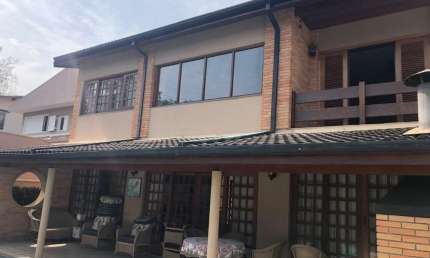Casa em condomínio fechado com 4 quartos para alugar na das Bétulas, 82, Alphaville, Santana de Parnaíba por R$ 18.300