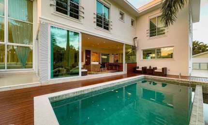 Casa em condomínio fechado com 4 quartos para alugar na Alameda Dourado, 809, Alphaville, Santana de Parnaíba por R$ 42.310
