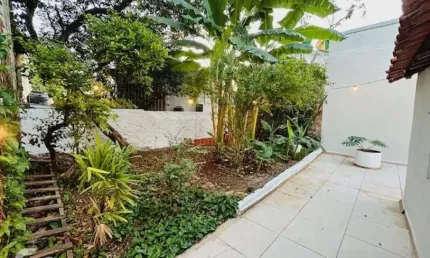 Casa com 3 quartos à venda na Gonçalo Afonso, 13, Jardim das Bandeiras, São Paulo por R$ 2.400.000