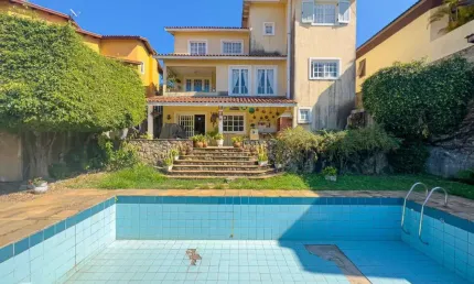 Casa em condomínio fechado com 4 quartos para alugar na piratinins, 154, alphaville, santana de parnaíba por r$ 13.000