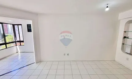 Apartamento na pituba 3/4, 1 suíte, 3 banheiros, portaria 24h, garagem coberta e solta: conforto e comodidade numa localização estratégica.