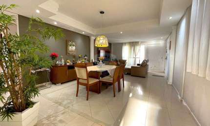 'Espaçoso e aconchegante Apt 151m² no Candeal com vista mar, 3/4, 2 suítes, 1 vaga de garagem com portão eletrônico. Visite Já!'
