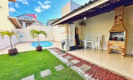 Casa 3/4 em Buraquinho - R$590 mil - Condomínio Fechado